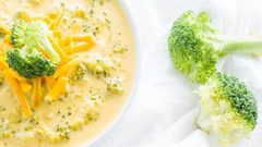 شوربة الجبن والبروكلي