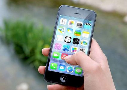 تطبيقات تبتزّ مستخدمي iOS!