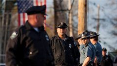 رجال شرطة أمريكيون يرتكبون 405 جرائم اغتصاب!