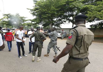 (50) قتيلًا في شجار بين "عتالين" في نيجيريا