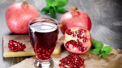 عصير الرمان وفوائده المذهلة