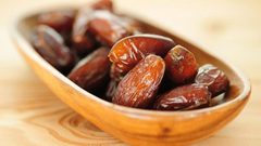 فوائد التمر سر بشرتك النضرة وشعرك الصحي