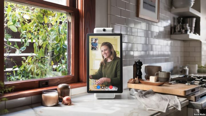 فيسبوك يكشف عن جهاز جديد يُسمى بورتال Portal