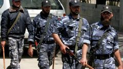 مسلحون من حماس يهاجمون مقراً عسكرياً لسرقة مخدرات