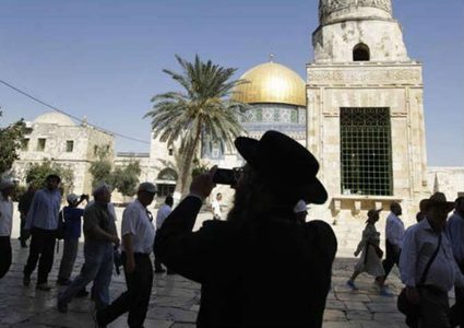 مستوطنون يستأنفون اقتحاماتهم للمسجد الاقصى