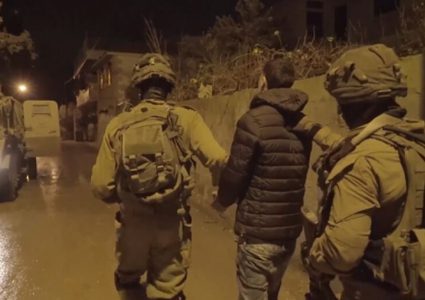 الاحتلال يشن حملة دهم واعتقالات جديدة