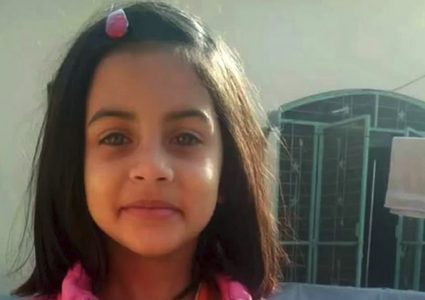 إعدام قاتل الطفلة زينب في باكستان