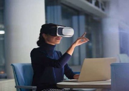 الواقع الافتراضي يعزز التعاطف الإنساني