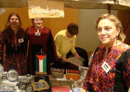 الرئيس الهنغاري يمنح السفيرة سيدين وسام الاستحقاق