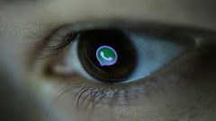 "واتس آب" تضيف ميزة تحمي خصوصيتك من الفضوليين!