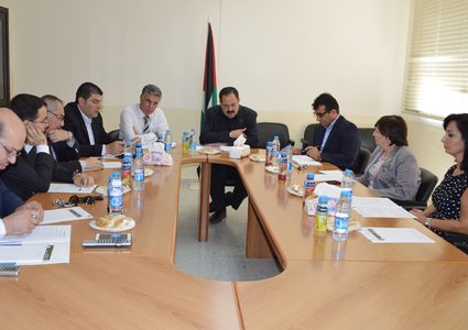 "إقراض الطلبة": إجراءات قانونية لتحصيل القروض