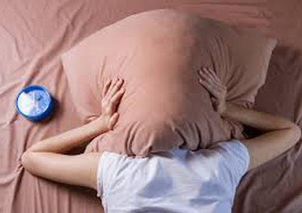 المعاناة من النهوض صباحاً قد يكون اضطراب وليس كسل