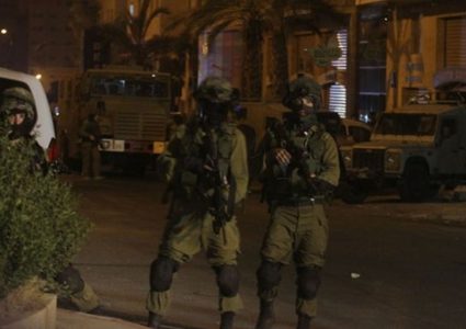 حملة اعتقالات ومداهمات في الضفة