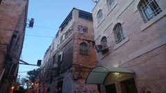 اعتقال ثلاثة مواطنين والاعتداء على رابع بالقدس