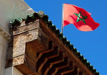 القضاء المغربي دان 14 شابا بتهم إهانة العلم الوطني