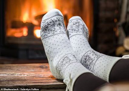 دراسة: النساء هن الأفضل للقيام بإشعال النار