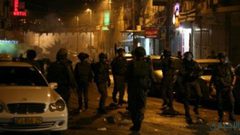 اصابة شابين بجروح متوسطة بدعسهم من قبل الاحتلال