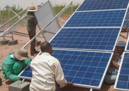 الانتهاء من تركيب نظام طاقة شمسية في الخان الأحمر