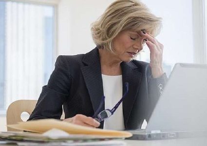 إجهاد منتصف العمر يقلص الدماغ ويجعل الذاكرة أسوأ