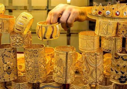 الذهب يتراجع مع ارتفاع الدولار والأسهم الأوروبية