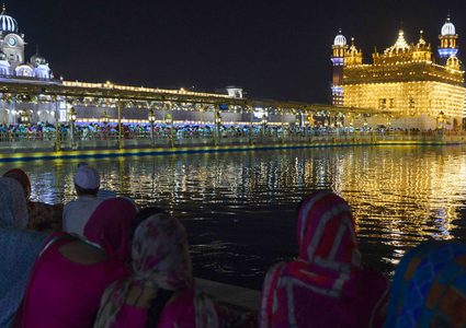 تاجر ألماس هندي قد ترغب في العمل لديه بسبب هداياه