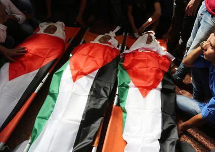 تشييع جثامين الشهداء الأطفال وسط القطاع