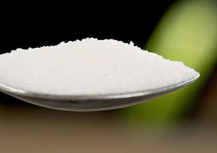 قلة من يعرفون أن السجائر تتضمن كمية من السكر