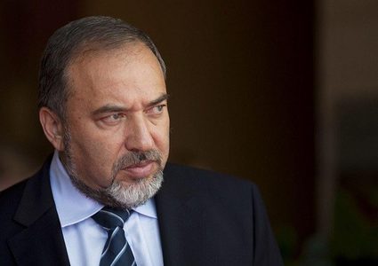 ليبرمان مهاجماً غالانت حول غزة : أنت بحاجة لنظارات