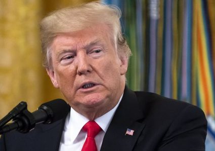 ترامب ينوي إنهاء اكتساب الجنسية للمولودين بأمريكا