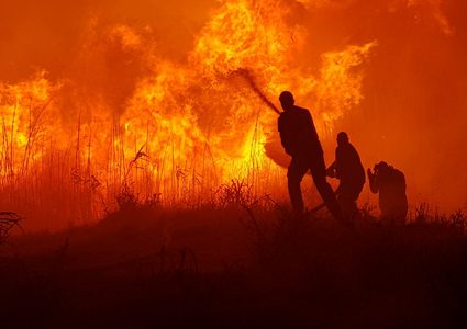 الاحتلال يزعم اندلاع 4 حرائق في "غلاف غزة"