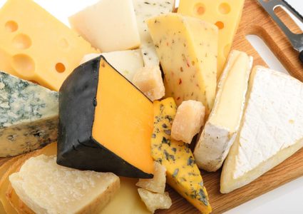 تناول الألبان يقلل فرص الإصابة بأمراض القلب