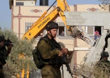 الاحتلال يهدم غرفتين سكنيتين في "بيرين" بيطا