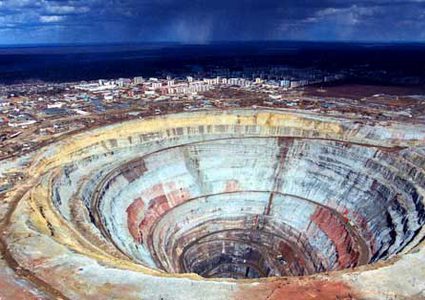 روسيا تعزز مكانتها في سوق الألماس  بمنجم ضخم