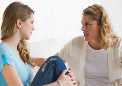 العلم يؤكد: أطفال الأمهات الحازمات أكثر نجاحاً