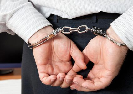 القبض على أربعة اشخاص بحوزتهم مخدرات في نابلس