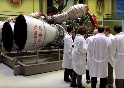 روسيا تزود الولايات المتحدة بدفعة من محركات صواريخ