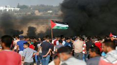 حدود غزة .. "المنطقة العازلة" تضج بالحياة والموت