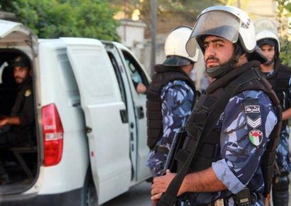 القبض على 15 مطلوباً وتنفيذ 43 مذكرة قضائية