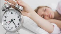 كيف تستيقظ من النوم دون "منبه"؟