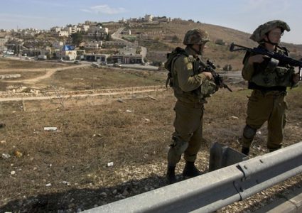 الاحتلال يمنع شق طريق في قريوت