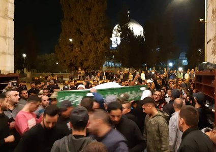 تشييع حاشد لـ5 مقدسيين قضوا بحادث سير صباحا