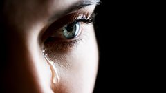 علماء يوصون بالبكاء مرة واحدة أسبوعيًا