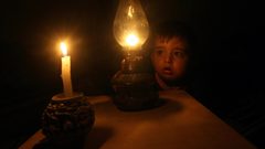 "كهرباء غزة" بين الأمس واليوم.. ما الذي تغير؟!