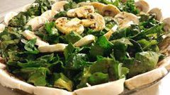 سبانخ مقلي مع الفطر