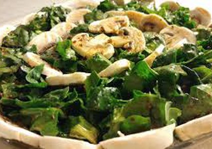 سبانخ مقلي مع الفطر