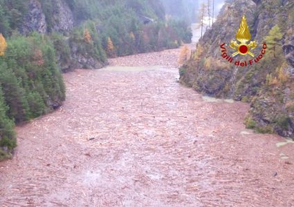 ارتفاع عدد ضحايا عواصف إيطاليا إلى 17 قتيلا