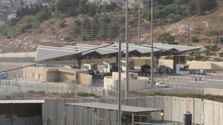 الاحتلال يطلق النار صوب مركبة فلسطينية شرق القدس