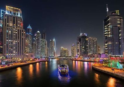 إطلاق "درون القرش" في مياه دبي!