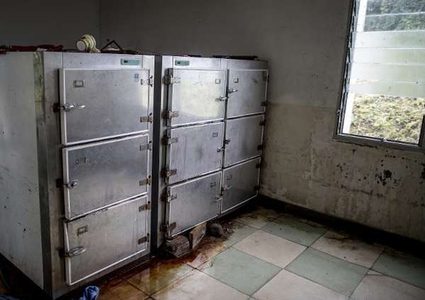 كازاخستاني عاد إلى منزله بعد مرور شهرين على "دفنه"