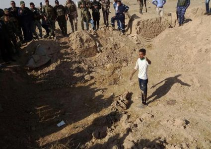 اكتشاف مقابر جماعية تضم 12 ألف جثة في العراق